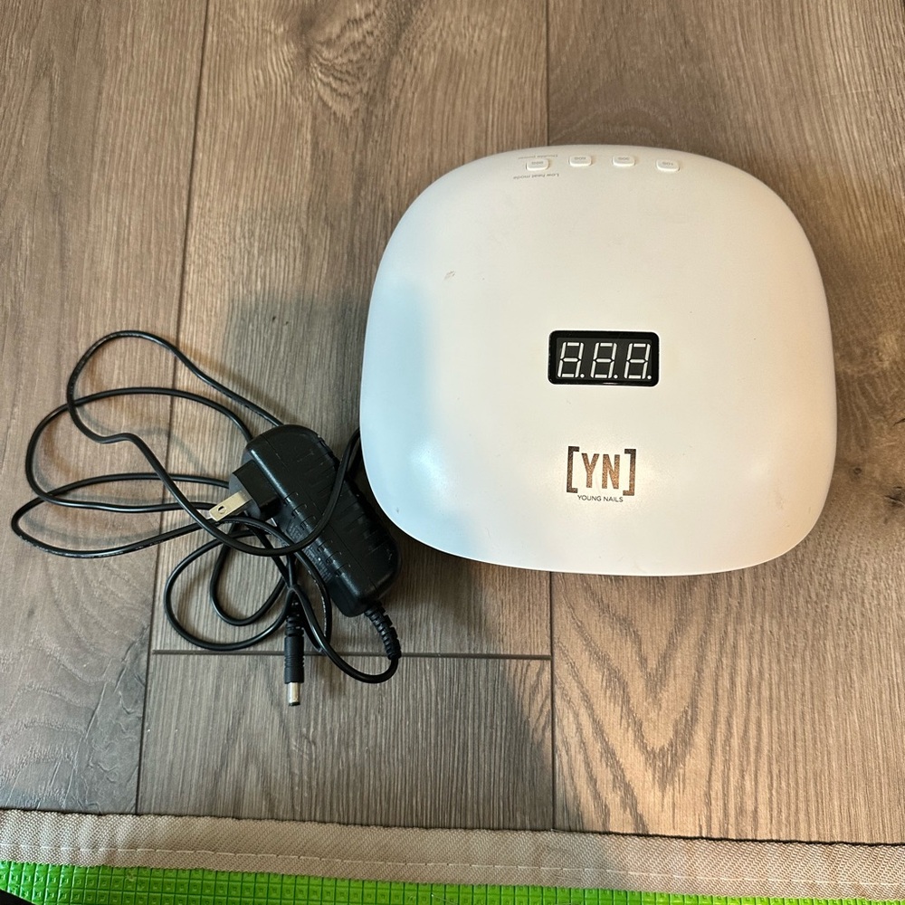 Young Nails White LED Nail Lamp